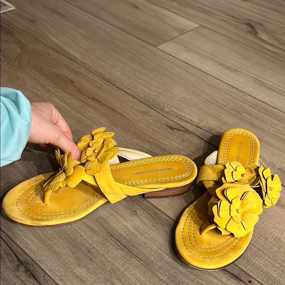 Donald J. Pliner Yellow Floral Women's suede Sandals